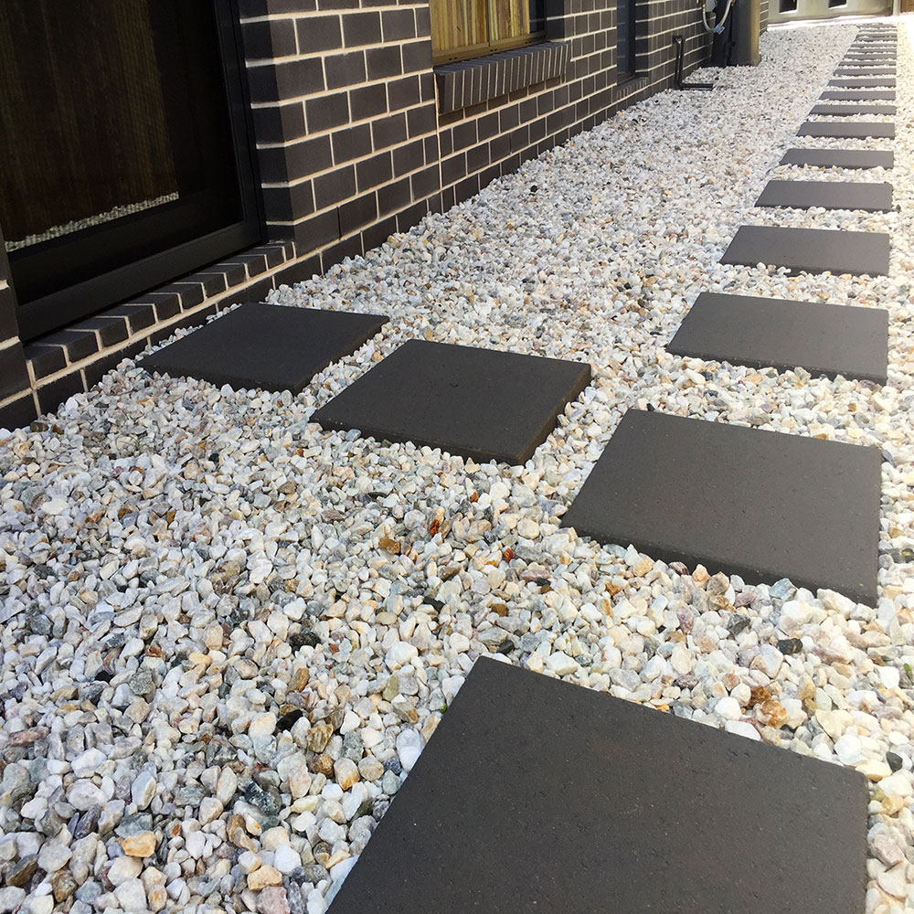 Esplanade Paver Charcoal 400 x 400 x 42mm ONLINE ONLY OFFER